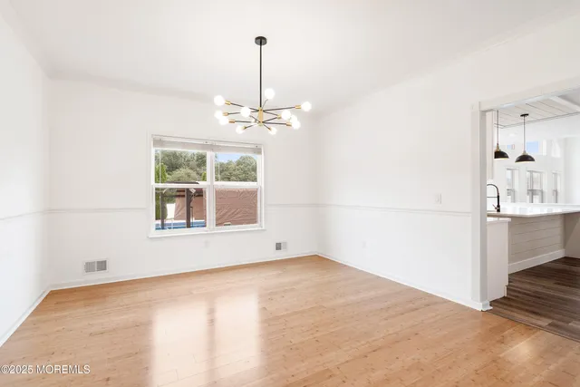 a view of empty room with window
