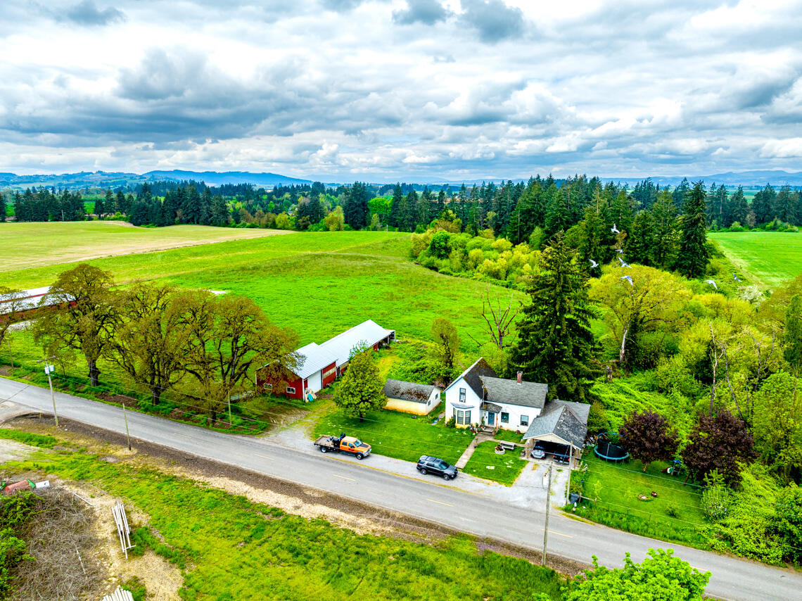 10101 Southeast Webfoot Road Dayton, OR 97114 - Photo 12 of 32 10101 SE Webfoot Rd Drone MLS 5