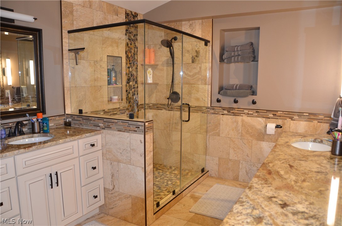 5801 South Ridge Road Madison, OH 44057 - Photo 14 of 29