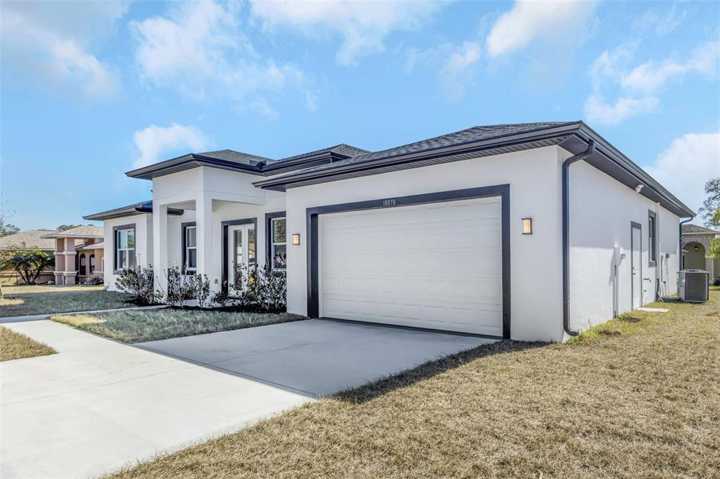 18850 Green Park Road Hudson, FL 34667 - Photo 3 of 79