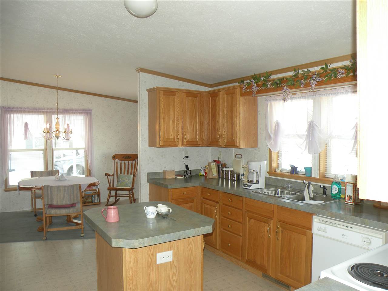 26 Ridgeview Terrace Dalton, NH 03598 - Photo 4 of 28