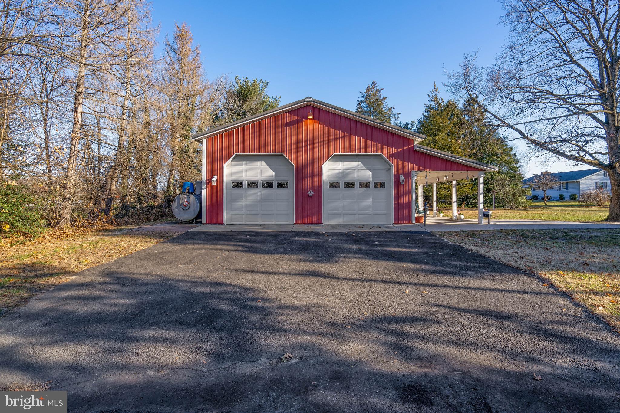 19 Middle Road Hammonton, NJ 08037 - Photo 37 of 52 a front view of a house with a yard