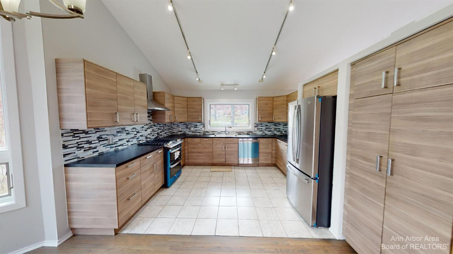 1280 Sunset Road Ann Arbor, MI 48103 - Photo 2 of 63 Photo 2