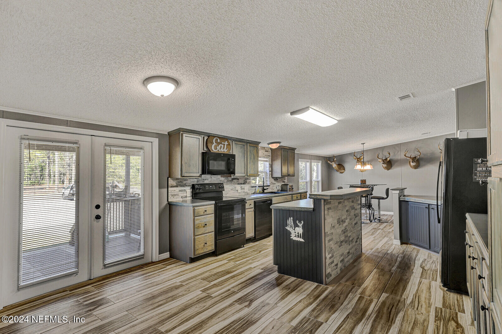 141 Woods Road San Mateo, FL 32187 - Photo 27 of 64 32_0H3A6710_mls