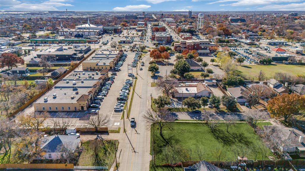 309 North Main Street Grapevine, TX 76051 - Photo 4 of 7 an aerial view of multiple house
