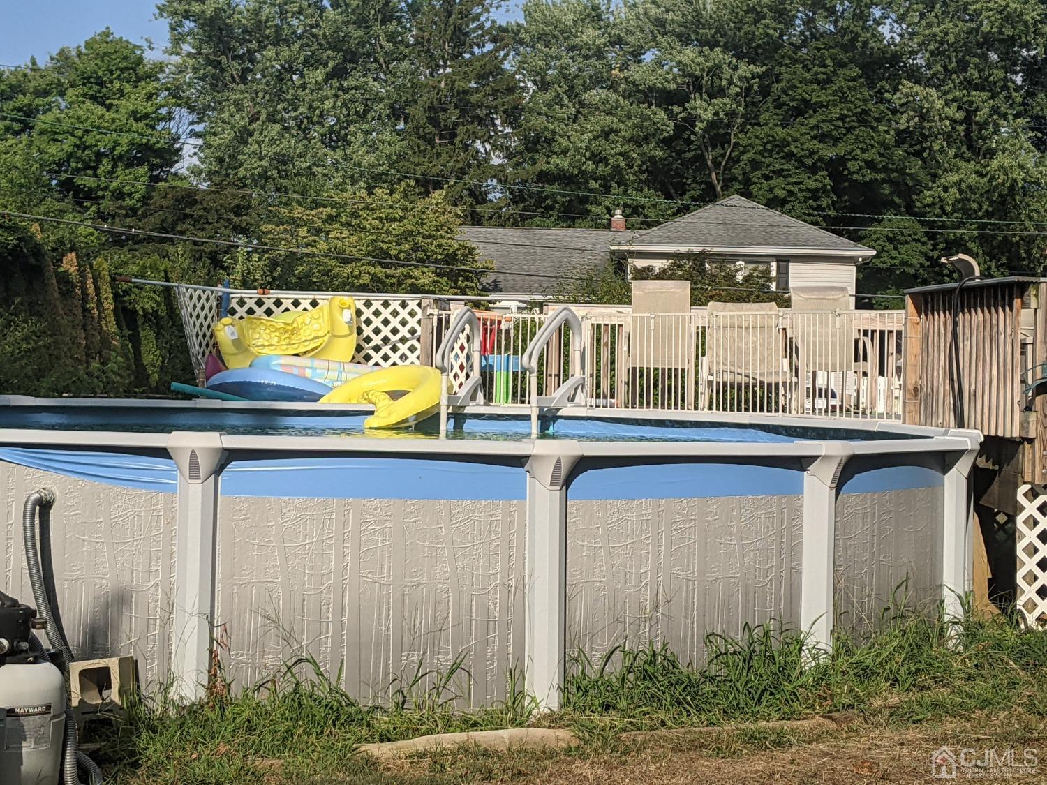 2 Hudson Road East Brunswick, NJ 08816 - Photo 17 of 20 Gallery Image 17