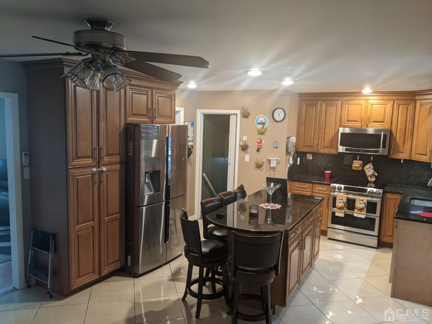 2 Hudson Road East Brunswick, NJ 08816 - Photo 3 of 20 Gallery Image 3