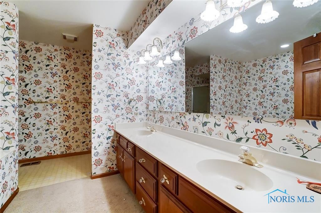 1249 Woodstream Road Perrysburg, OH 43551 - Photo 29 of 36 Gallery Image 29