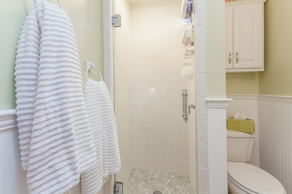 2 Oakcrest Road Hingham, MA 02043 - Photo 13 of 26 Gallery Image 13
