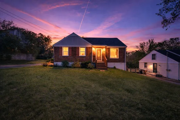 $2,300 | 1918 Moran Avenue, Nashville, TN 37216