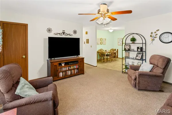 $168,000 | 114 Rosewood Drive, Jerseyville, IL 62052