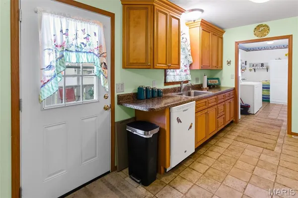 $168,000 | 114 Rosewood Drive, Jerseyville, IL 62052