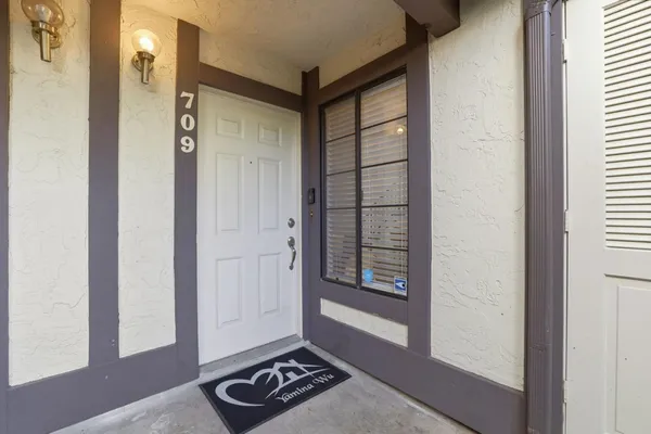 $1,050,000 | 709 Winstead Court, Sunnyvale, CA 94087