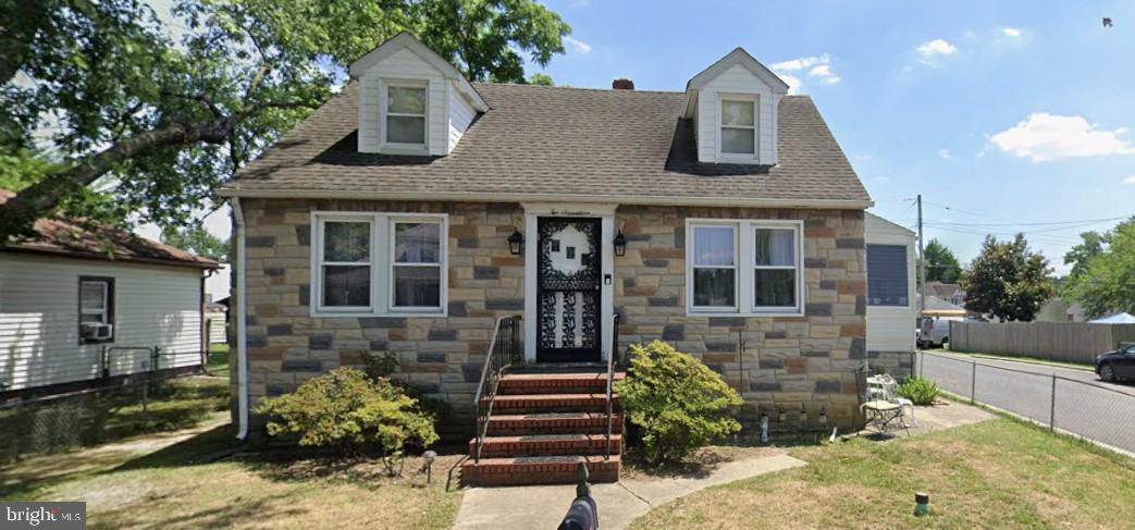 217 Doris Avenue Baltimore, MD 21225 - Photo 2 of 2