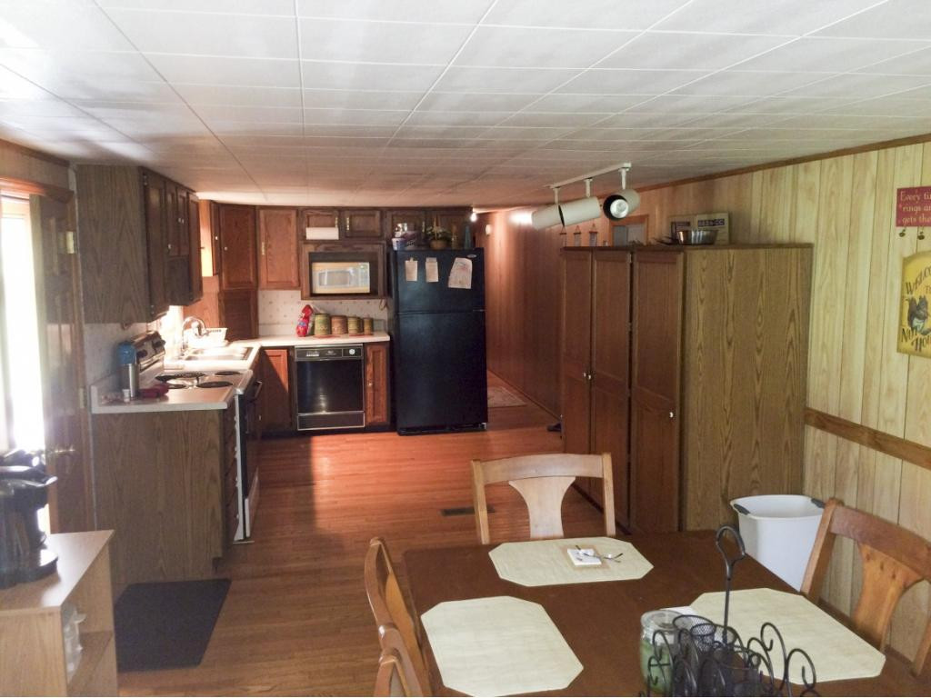 2556 Jim Henry Road Dandridge, TN 37725 - Photo 10 of 18 Photo 10