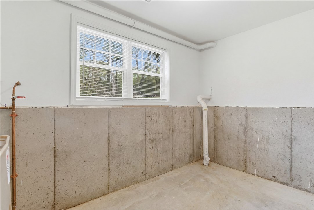 7 Pine Orchard Road Glocester, RI 02814 - Photo 27 of 39