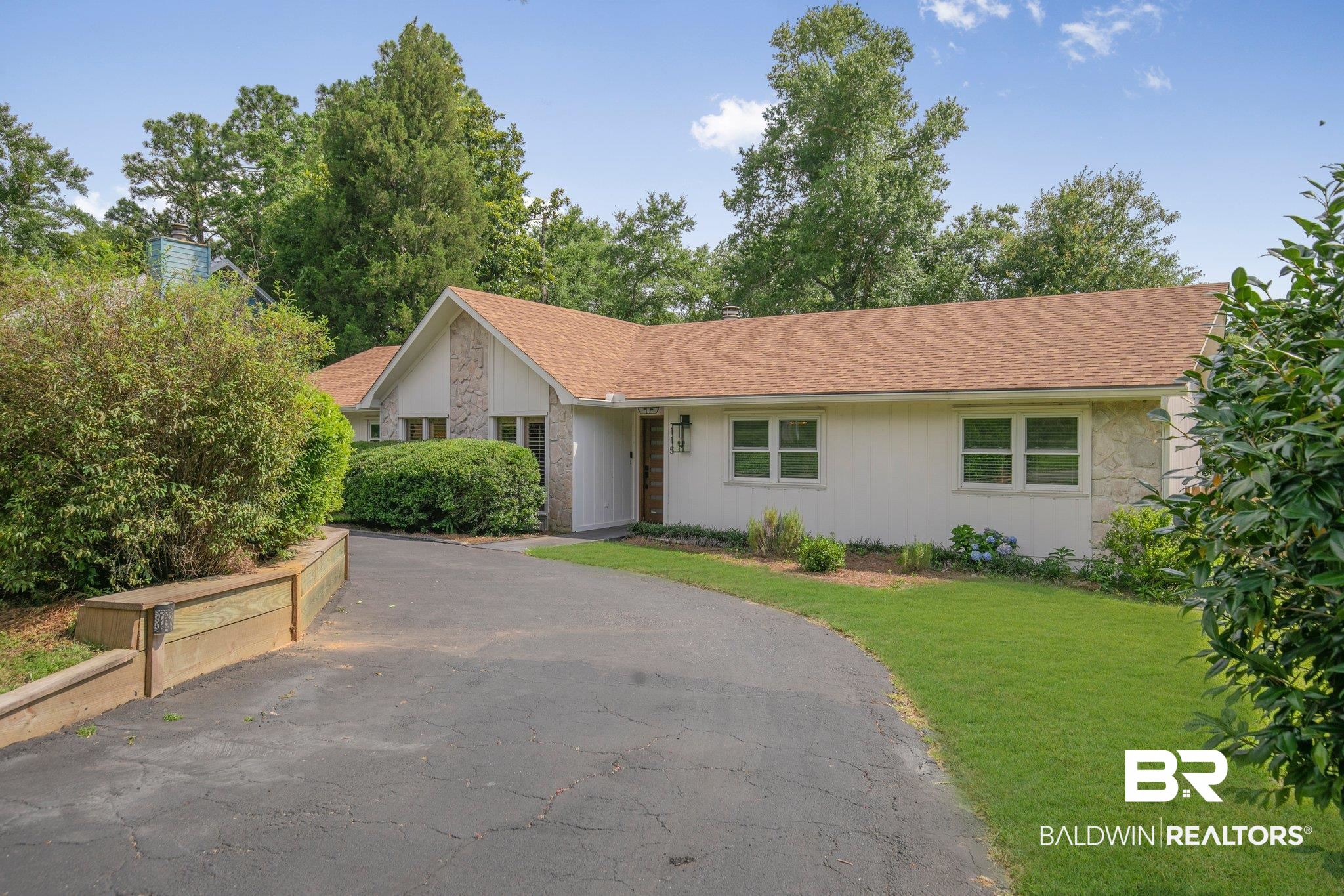 115 Ronforth Street Fairhope, AL 36532 - Photo 1 of 29