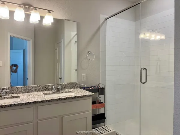 $2,200 | 806 Mineral Wells Lane, College Station, TX 77845