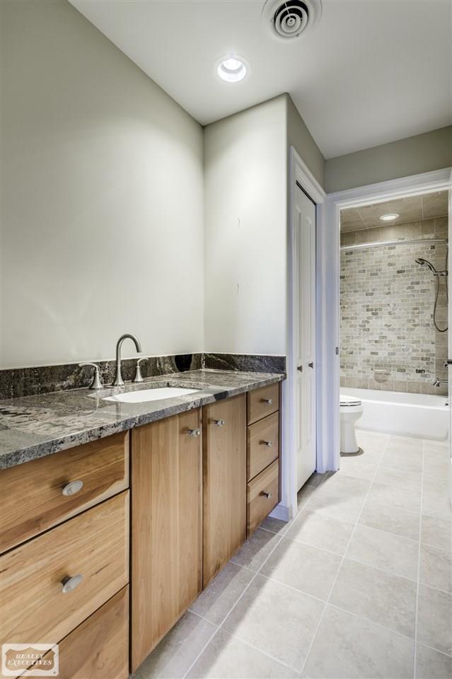 7856 Shea Road Fair Haven, MI 48023 - Photo 41 of 71 50007732-44.JPG