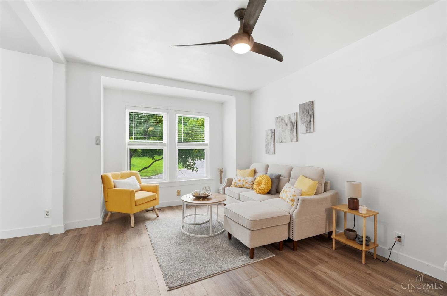 6056 Red Bank Road Cincinnati, OH 45213 - Photo 4 of 33