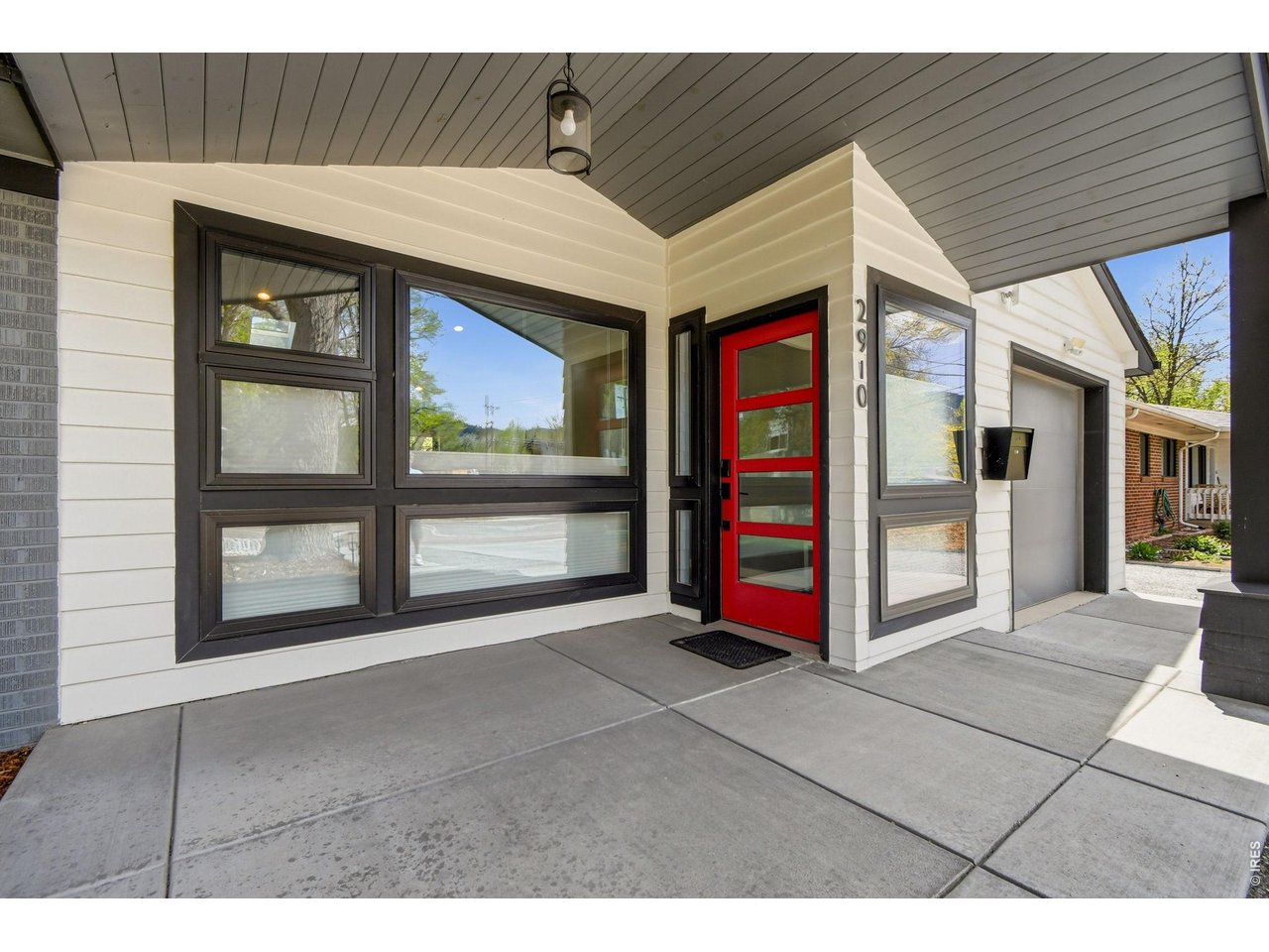 2910 19th Street Boulder, CO 80304 - Photo 3 of 28 a view of an entryway with a outdoor space