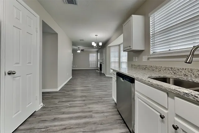 $1,995 | 4306 Appalachian Trail, Houston, TX 77345