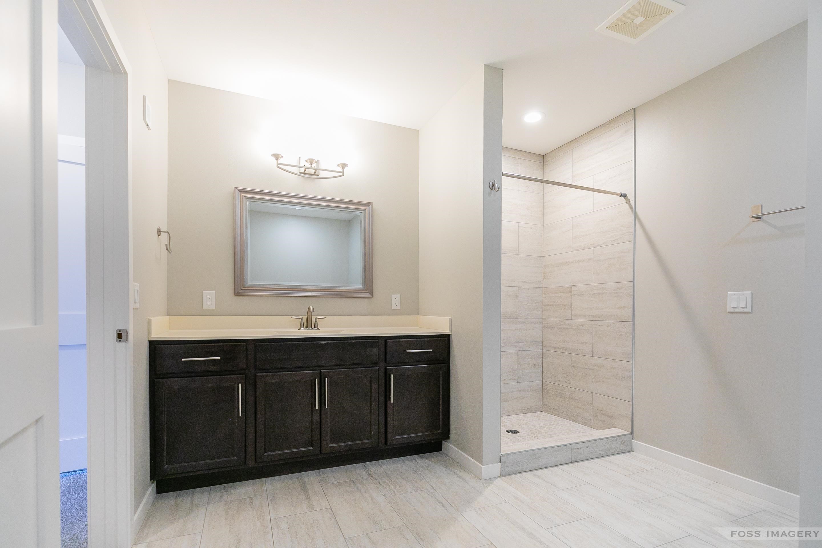 625 North Segoe Road, Unit 504 Madison, WI 53705 - Photo 18 of 38