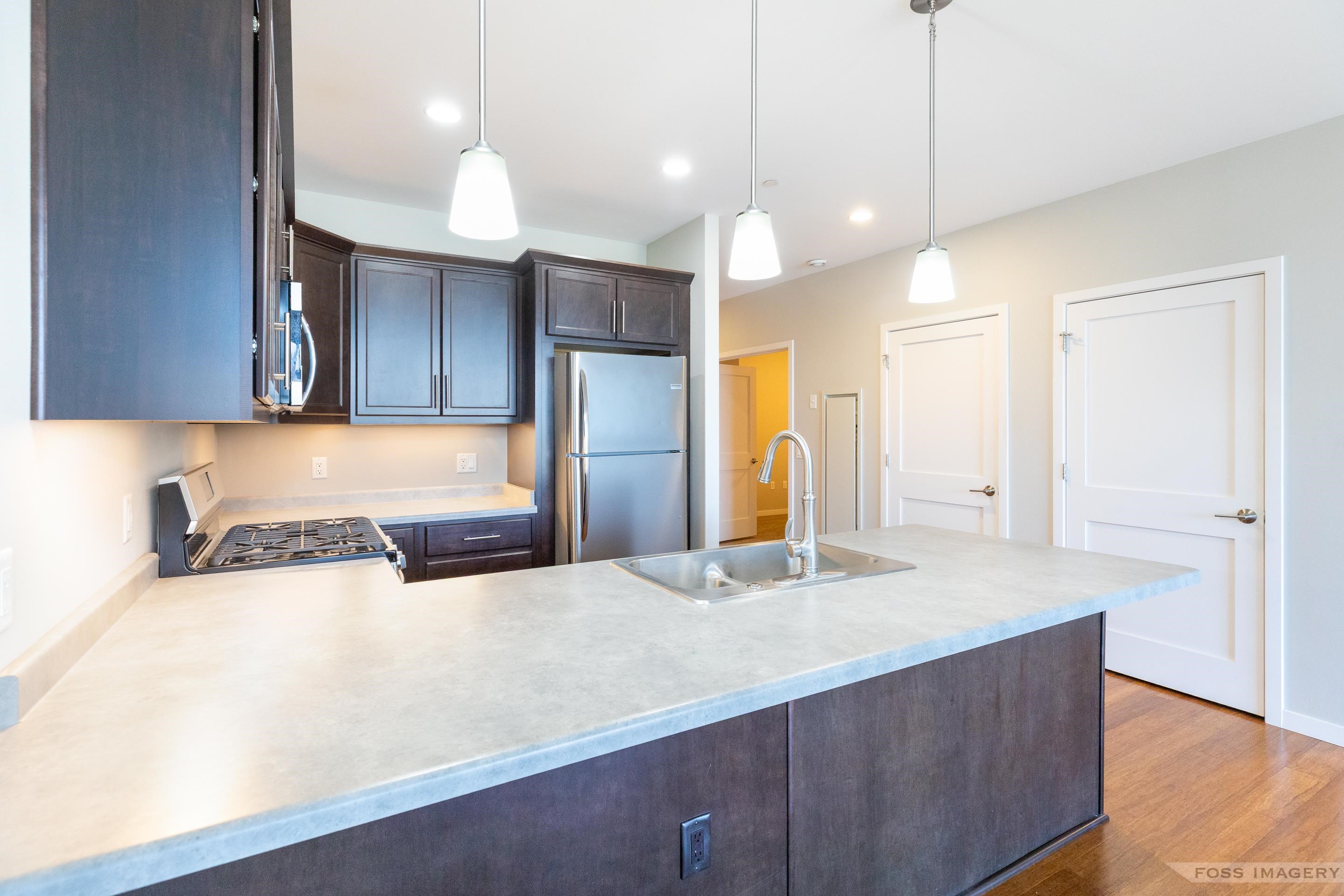 625 North Segoe Road, Unit 504 Madison, WI 53705 - Photo 7 of 38