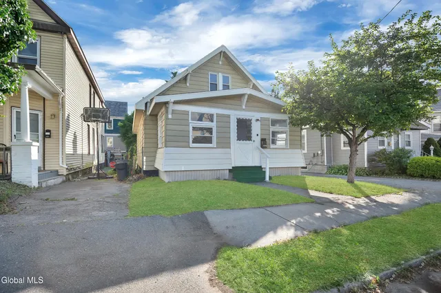 $239,900 | 1536 State Street, Schenectady, NY 12304