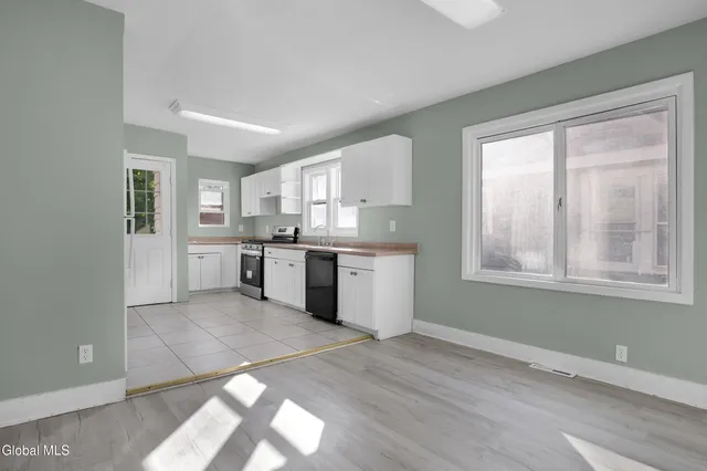 $239,900 | 1536 State Street, Schenectady, NY 12304