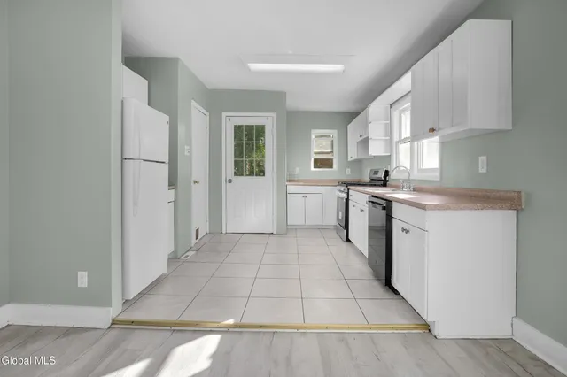 $239,900 | 1536 State Street, Schenectady, NY 12304