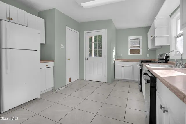 $239,900 | 1536 State Street, Schenectady, NY 12304