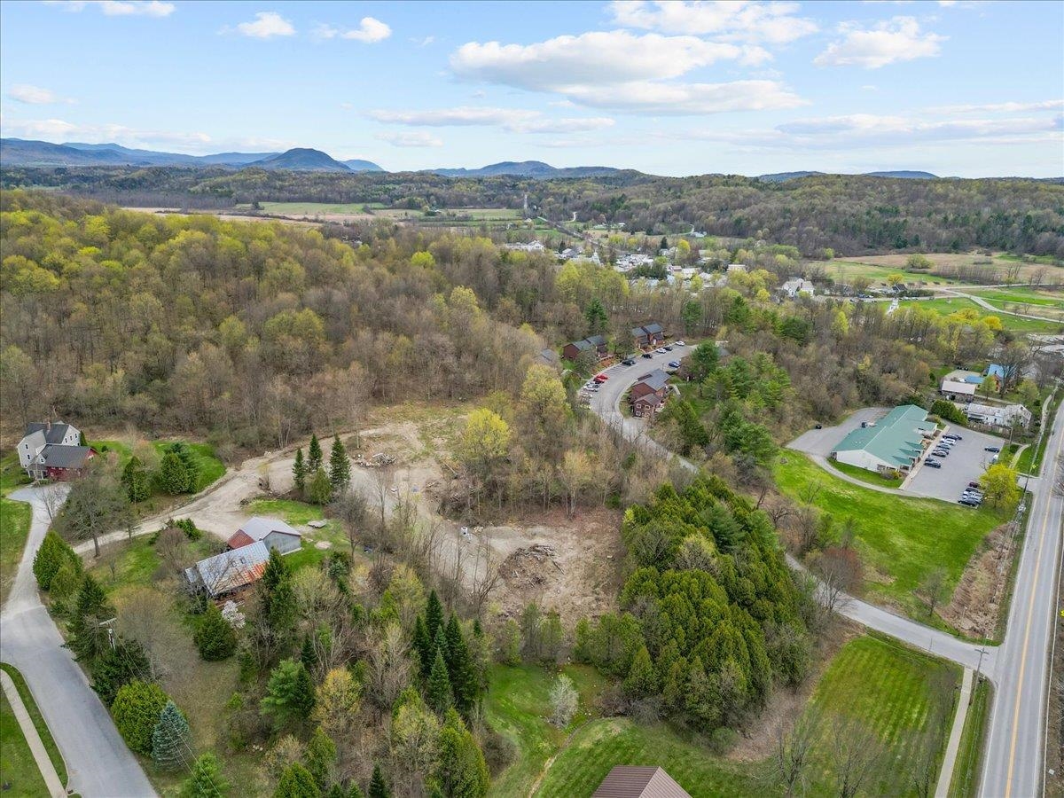 108 Thorn Bush Road, Unit 2 Hinesburg, VT 05461 - Photo 2 of 10
