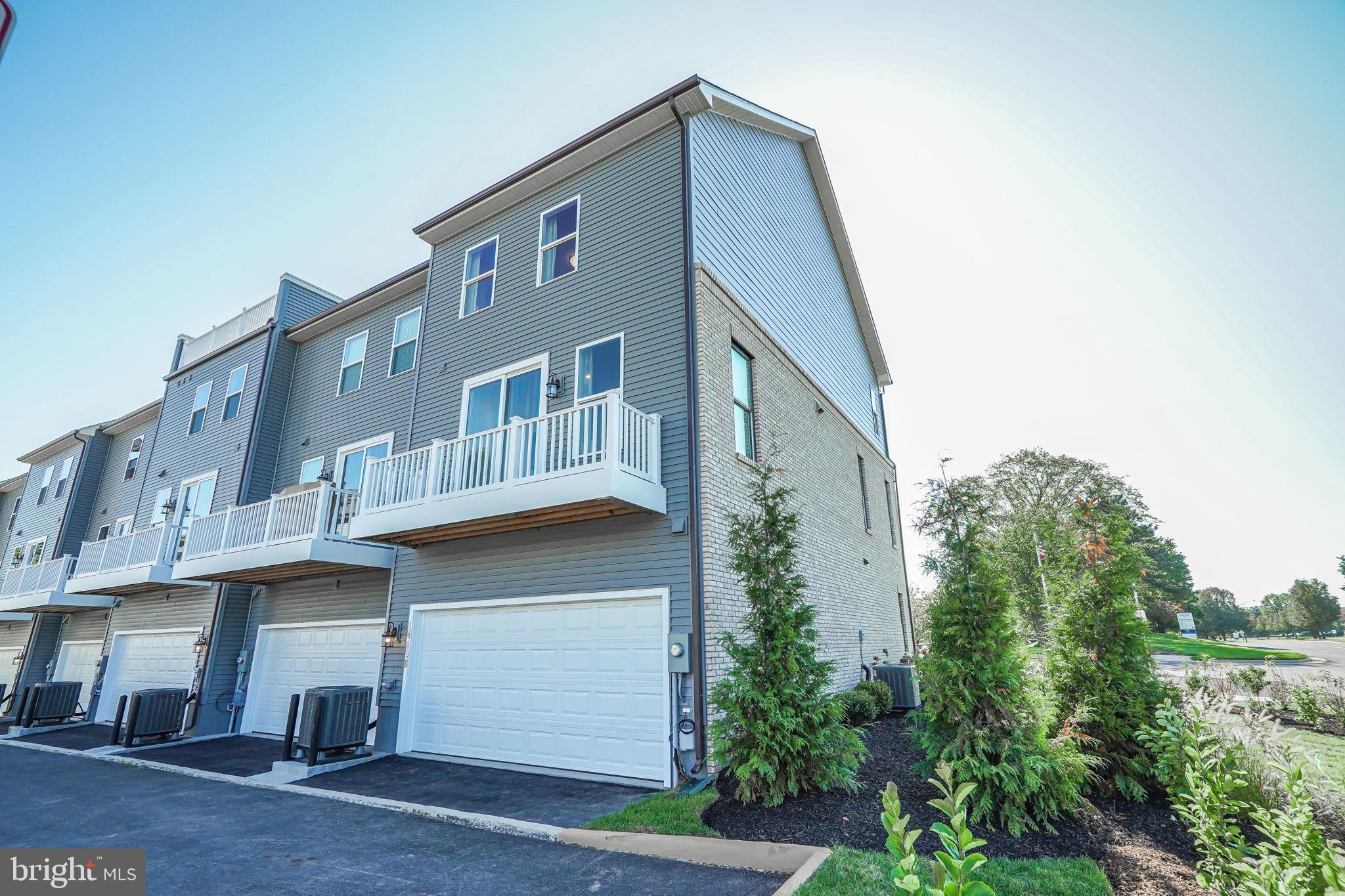 14182 Gypsum Loop Chantilly, VA 20151 - Photo 48 of 61