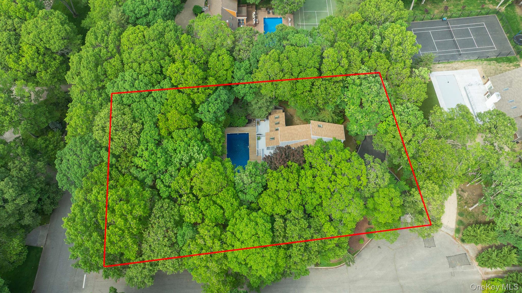 2 Strathmore Court Remsenburg, NY 11960 - Photo 3 of 20