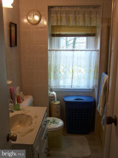 5692 Utrecht Road Baltimore, MD 21206 - Photo 23 of 27 Bath(Main)