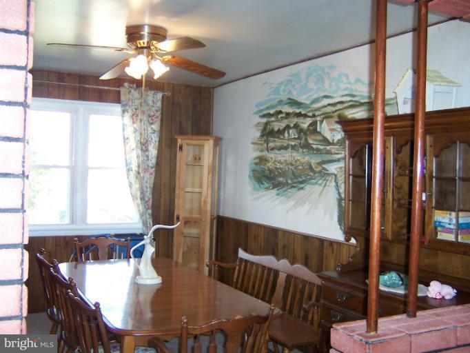 5692 Utrecht Road Baltimore, MD 21206 - Photo 6 of 27 Dining Room