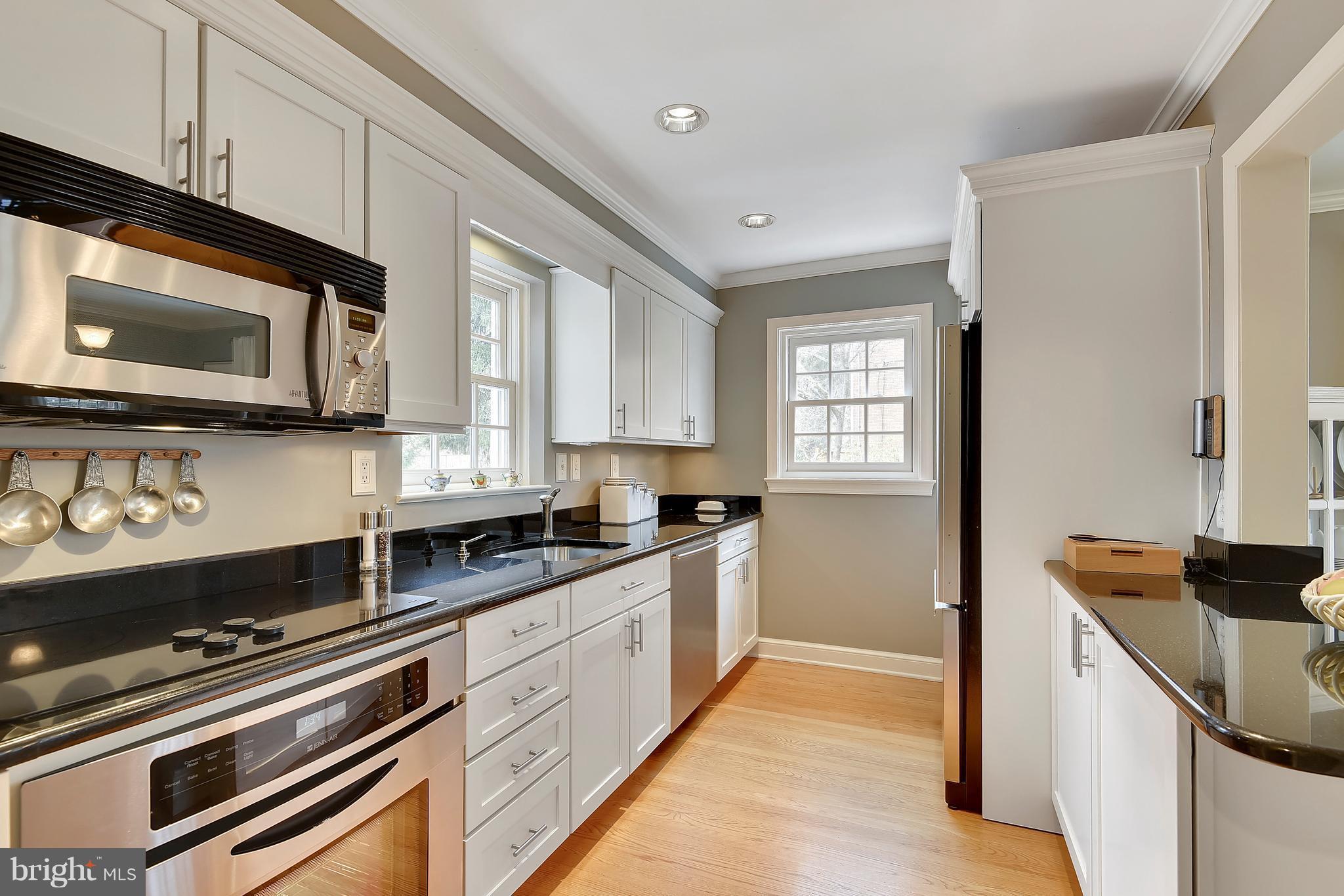 4604 Woodfield Road Bethesda, MD 20814 - Photo 6 of 28 Kitchen