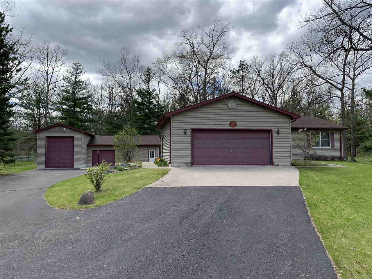 4721 East County Line Road South Branch, MI 48761 - Photo 1 of 29 1861865.JPG
