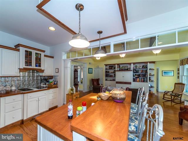 3129 Fairfield Road Gettysburg, PA 17325 - Photo 25 of 47 a view of a dining room kitchen and a sink