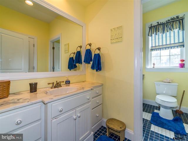 3129 Fairfield Road Gettysburg, PA 17325 - Photo 45 of 47 a bathroom with a sink and a toilet