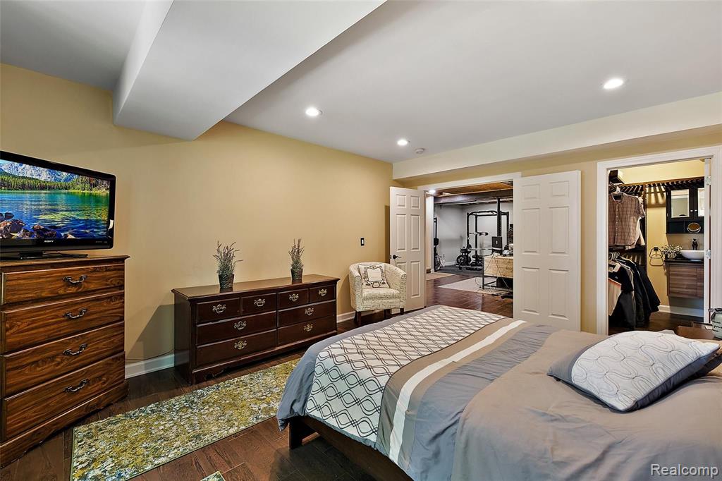 3501 Warwick Drive Rochester Hills, MI 48309 - Photo 51 of 67