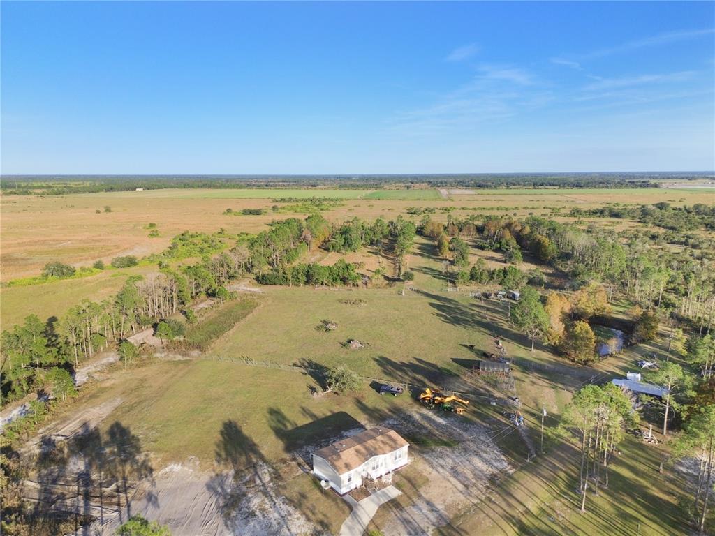 10989 Northwest Lily County Line Road Ona, FL 33865 - Photo 3 of 87 a view of an ocean beach