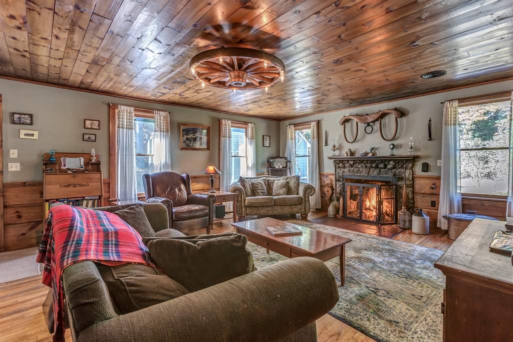 63 Mountain Road Rindge, NH 03461 - Photo 11 of 26