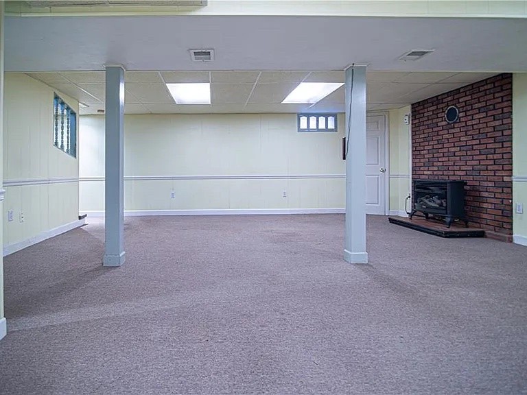 130 Kerri Lyn Road Warwick, RI 02889 - Photo 16 of 18