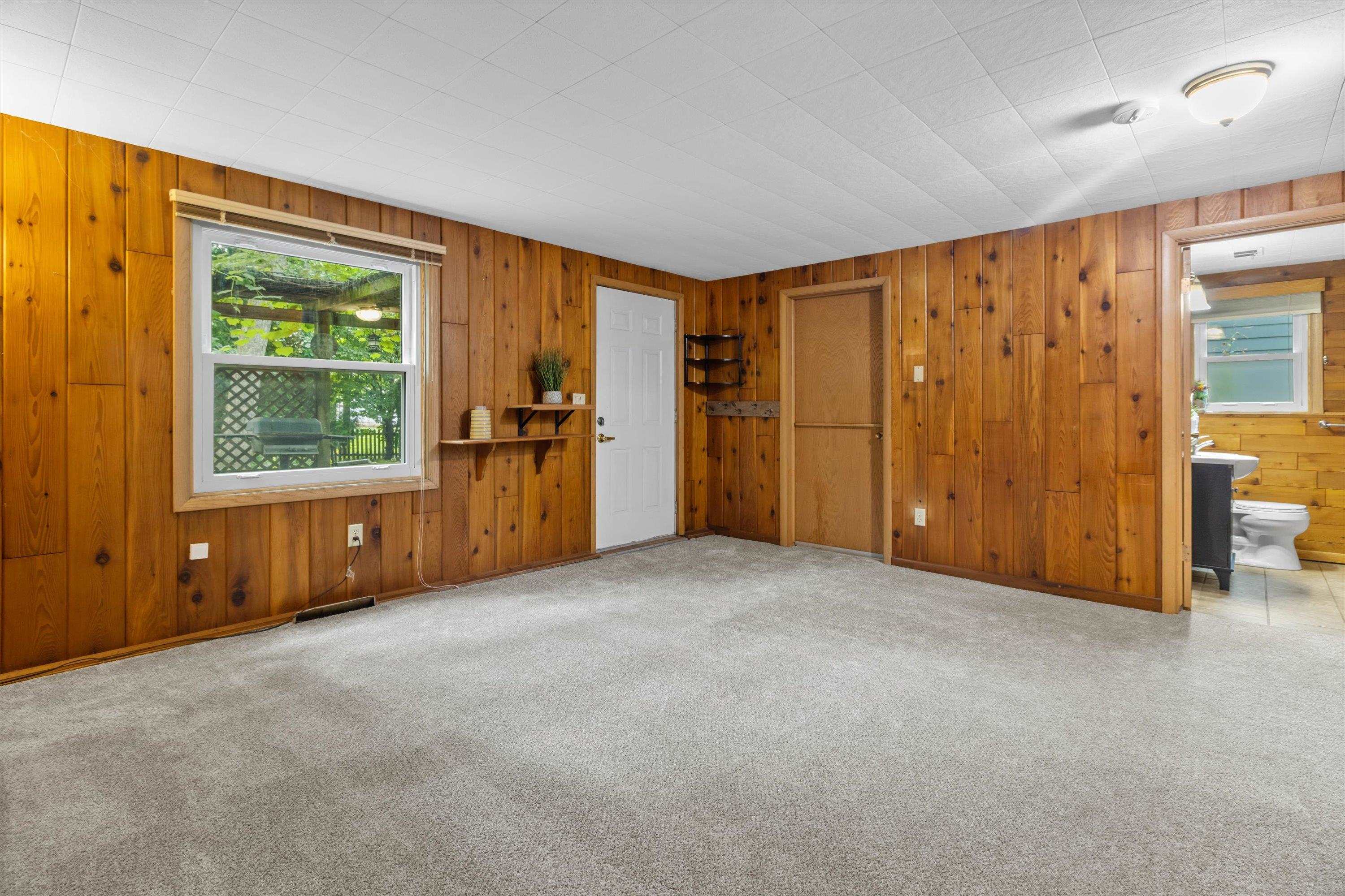 6208 Westgate Road Monona, WI 53716 - Photo 27 of 43 Gallery Image 27