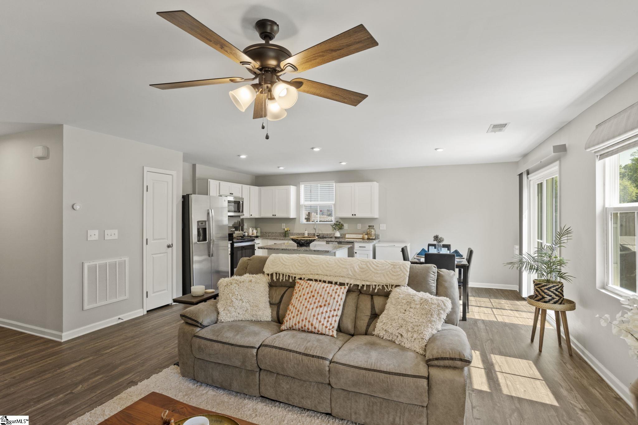 104 Barrington Creek Road Piedmont, SC 29673 - Photo 11 of 29