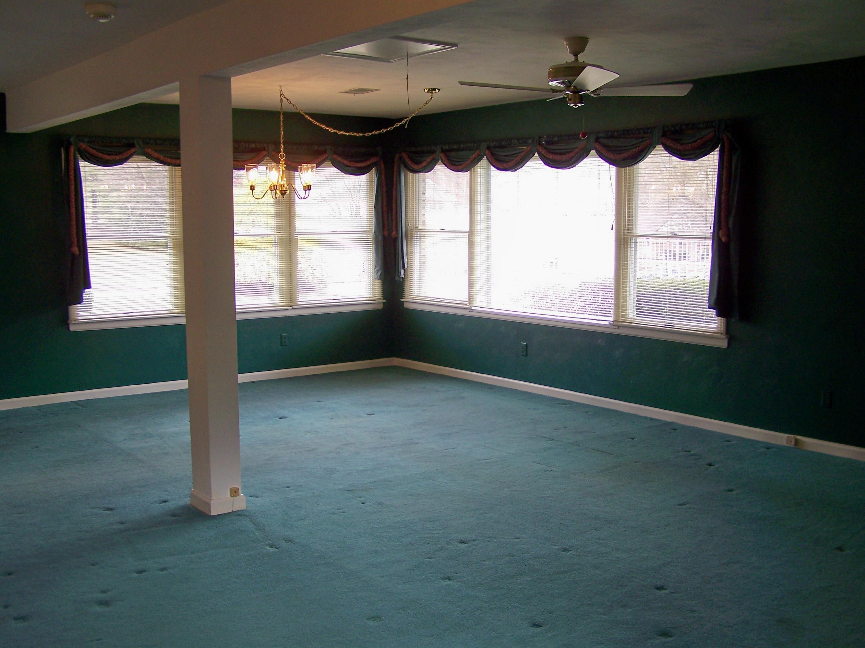 8205 Barrens Road Roanoke, VA 24019 - Photo 31 of 58 Another View of the Great Room