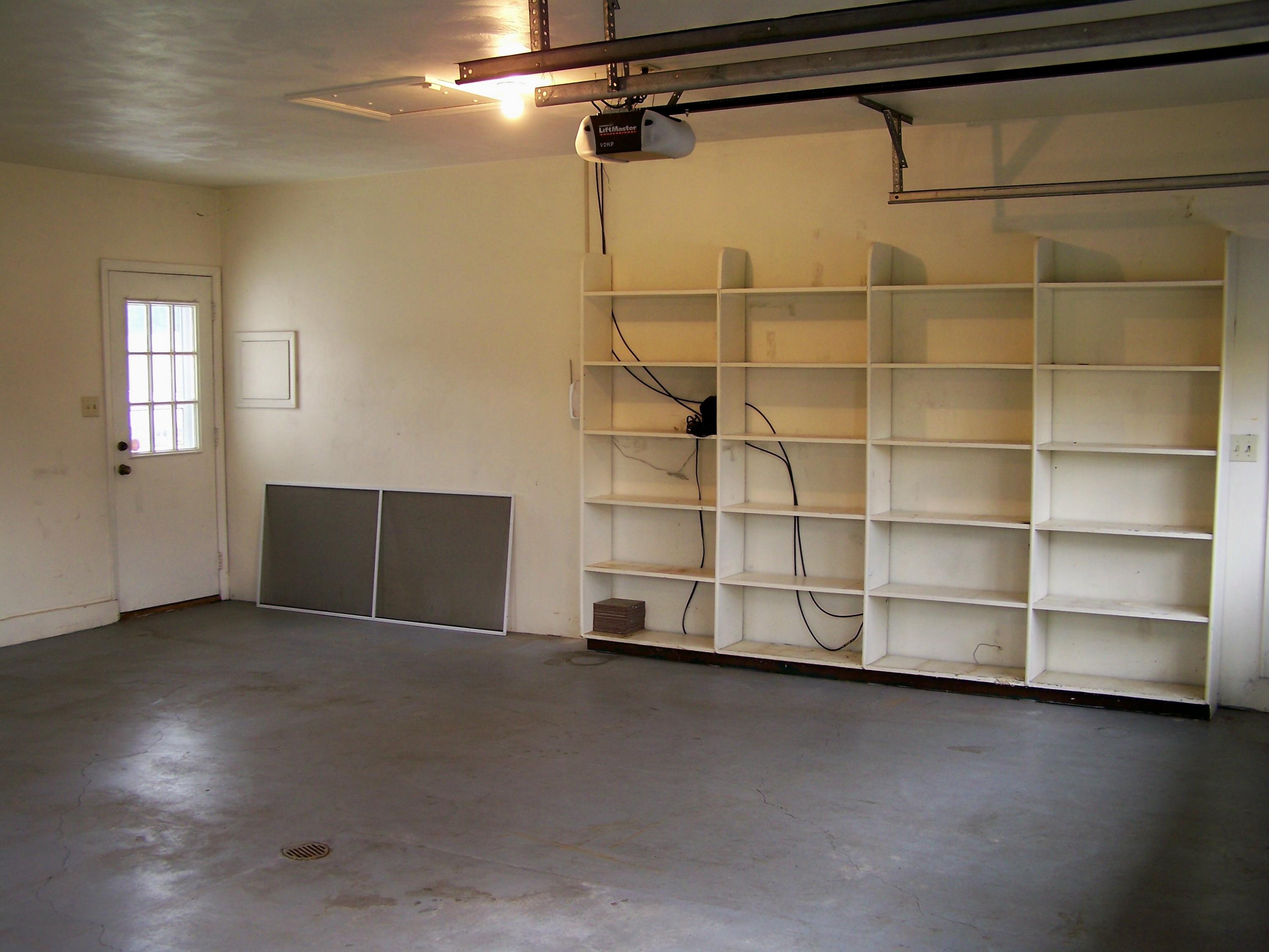 8205 Barrens Road Roanoke, VA 24019 - Photo 56 of 58 Extra Storage Here Too!