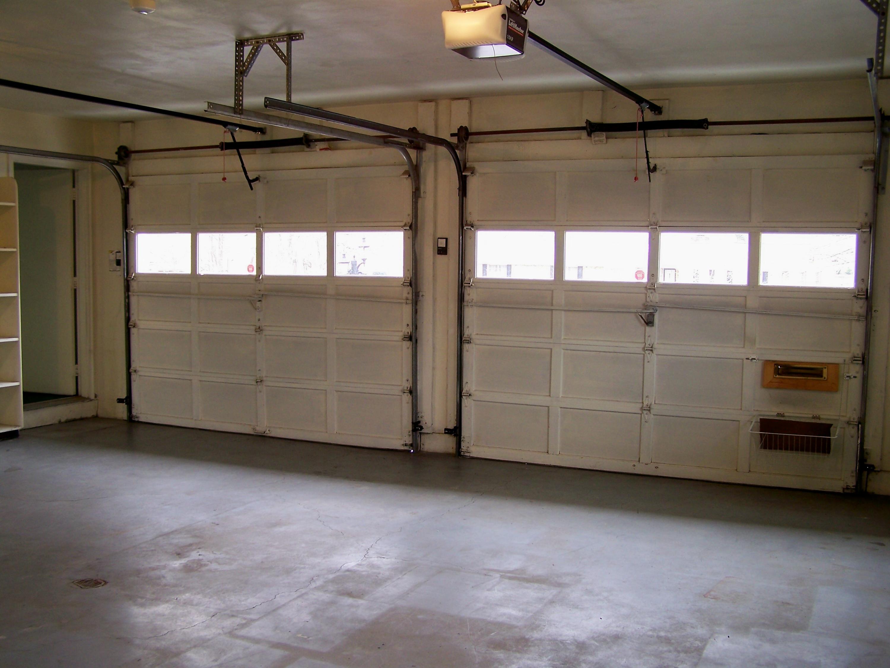 8205 Barrens Road Roanoke, VA 24019 - Photo 57 of 58 "True" Two-car Garage